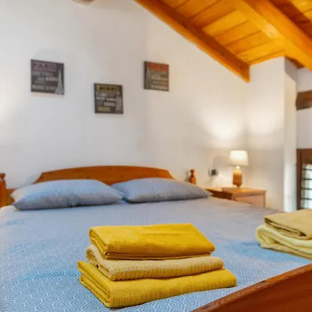 La Mansarda Del Viaggiatore Apartamento Pont-Saint-Martin