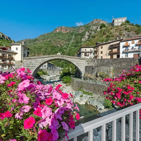 La Mansarda Del Viaggiatore Apartment Pont-Saint-Martin