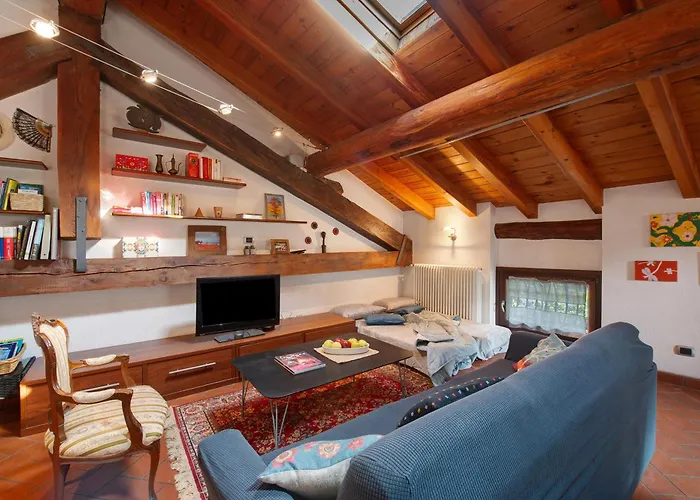 Apartment La Mansarda Del Viaggiatore Pont-Saint-Martin